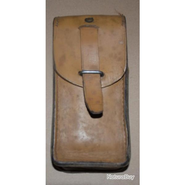 Une Trousse de nettoyage mat 49