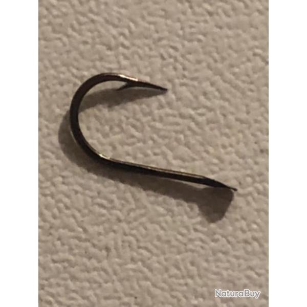 100 Hame�on n 11 palette ref 520 forg� bronz� renvers� tige courte simple peche truite mustad