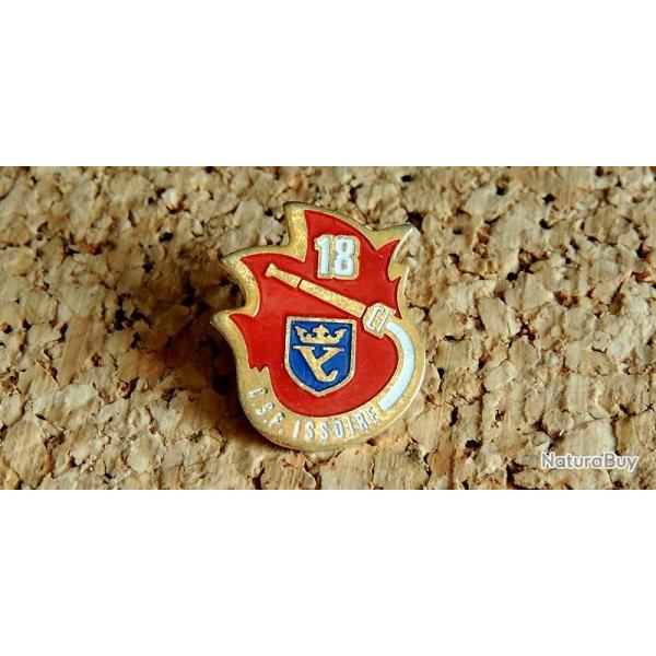 Pin's SAPEURS POMPIERS - 18 SP de ISSOIRE 63 - peint cloisonn� - fabricant inconnu
