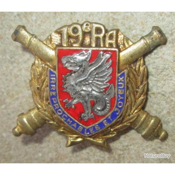 19 R.A, dragon grav, mail, dos guilloch argent, 1 pastille lisse