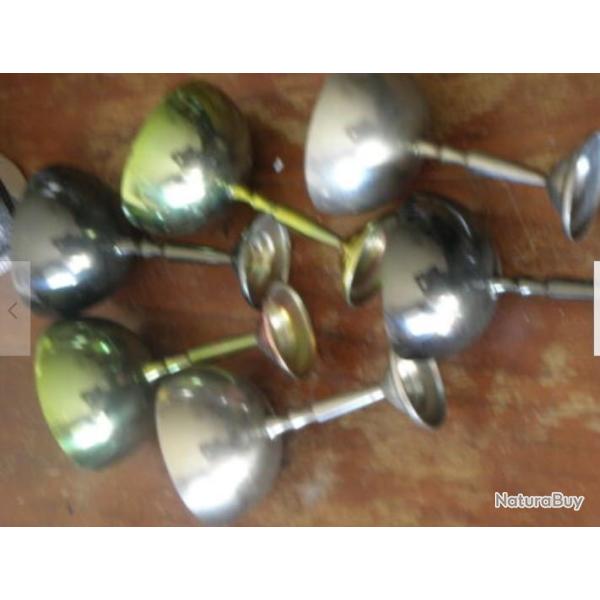 6 vintage verres en m�tal hauteur 9.5 cm
