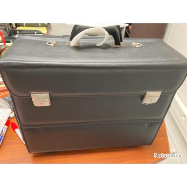 Mallette Dicota pour transport armes, informatique ,pche ,photo autre