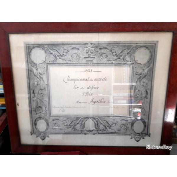 Deux dipl�mes de � tir de d�fense � et � tir de vitesse � des championnats du Monde de 1928 PISTOLET