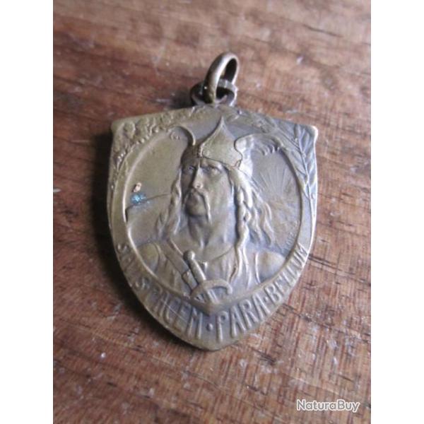 Ancienne mdaille / pendentif Union vlocipdique de France UVF vlo cycles