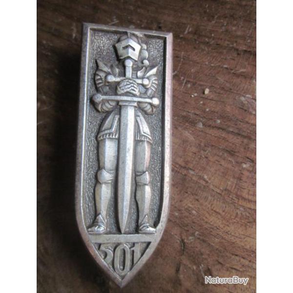 CHARS DE COMBAT : insigne du 501� r�giment de chars de combat fabriqu�  H. 297
