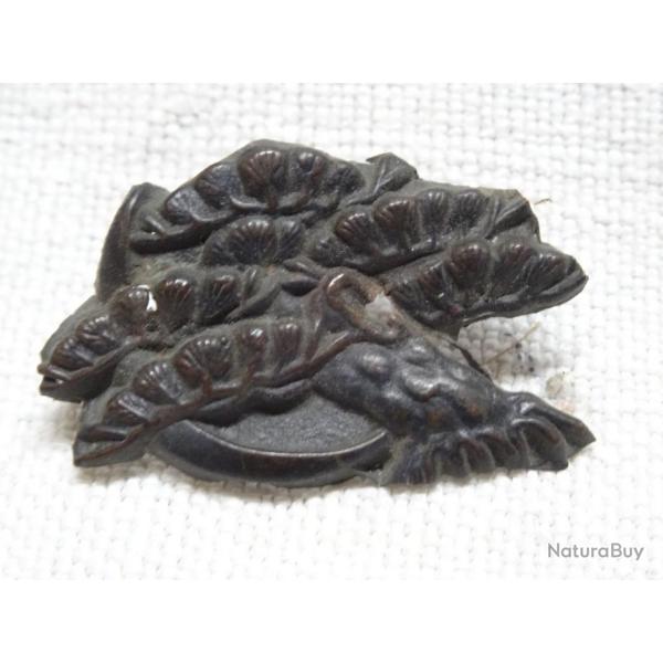 jm47) lot , joli menuki  ancien ,  figurant   petit prix