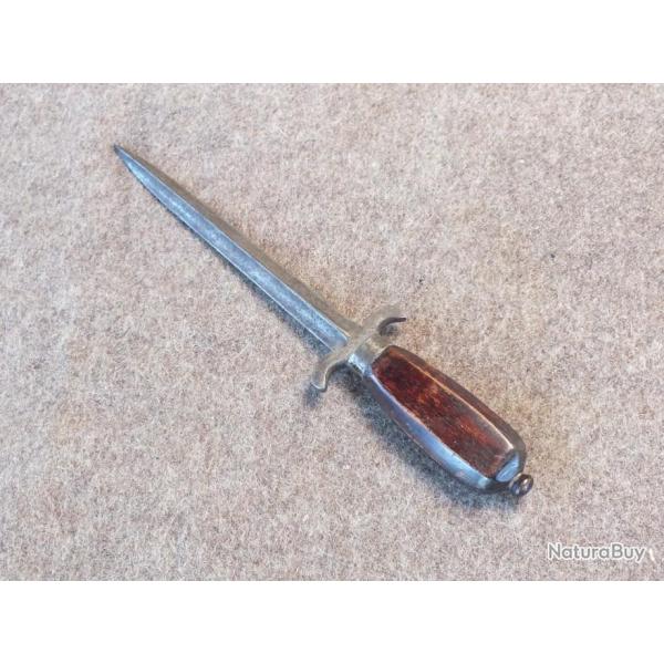 Couteau poignard de tranch�e