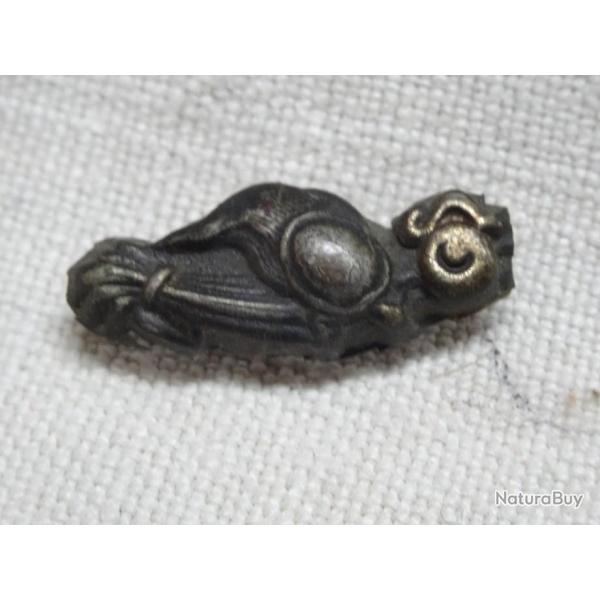 jm51) lot ,  joli menuki  ancien ,  figurant   petit prix