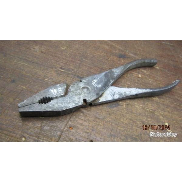 pince multi usag sertir d�to US army seconde guerre mondiale WW2 parachutage OSS parachutiste maquis