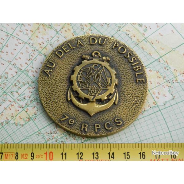 7� REGIMENT DE PARACHUTISTES - COMMANDEMENT ET SERVICES  - MEDAILLON BRONZE - AU DELA DU POSSIBLE