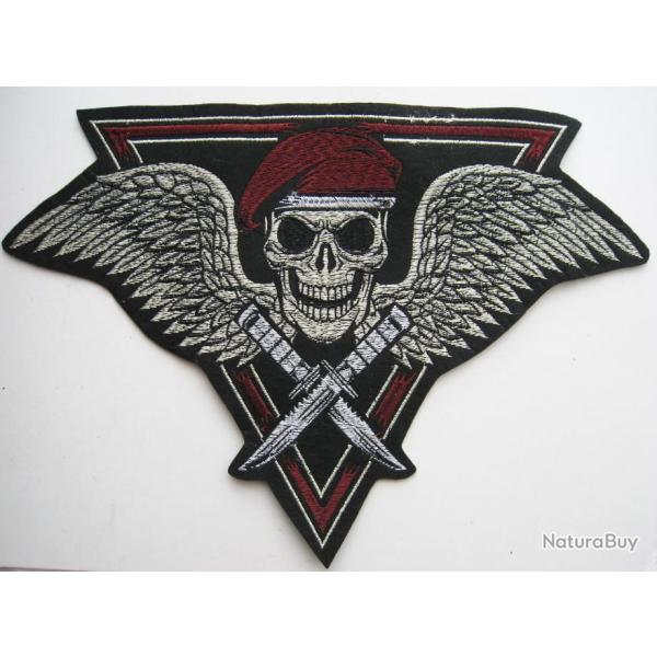PATCH-ECUSSON/DOSSARD GRAND MODELE - SKULL BERET ROUGE PARA - Ref.D38