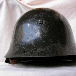 WW2/PREWAR ESPAGNE CASQUE ESPAGNOLE NOIR MOD&Egrave;LE1934 PERSONNALIS&Eacute;