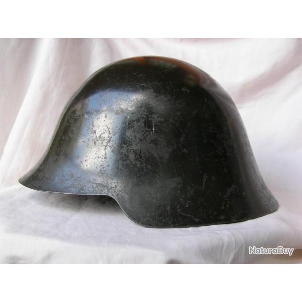 WW2/PREWAR ESPAGNE CASQUE ESPAGNOLE NOIR MODELE1934 PERSONNALIS
