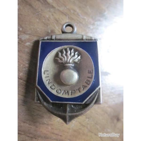 insigne l indomptable marine contre torpilleur / R 76 drago paris