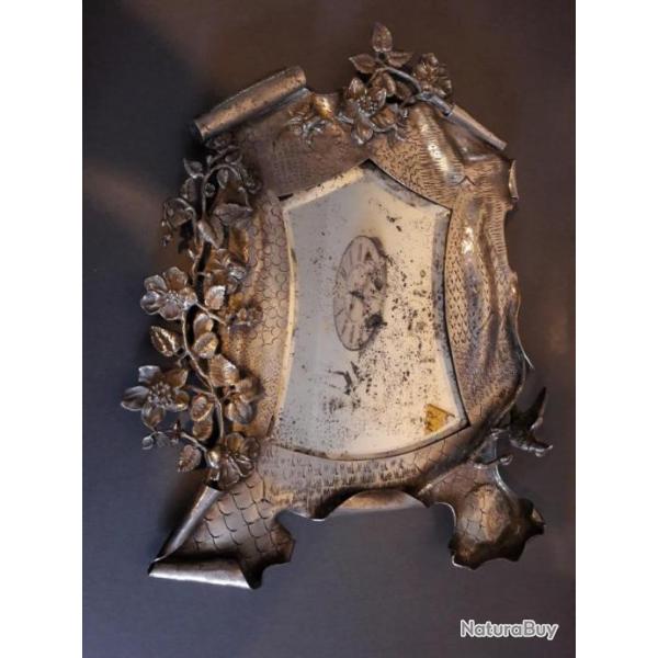 Superbe miroir de table "Art nouveau" en bronze argent� � d�cor de fleurs, oiseau et v�g�taux