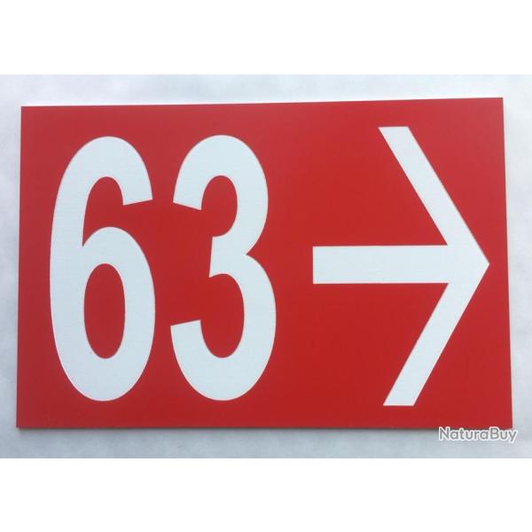 plaque num�ro de maison, de rue personnalis� + fl�che � droite format 100 x 150 mm fond rouge