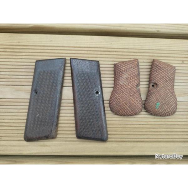 2 paires de plaquette de crosse bois revolver pistolet WW1 ? WW2 ? ou apres guerre a identifier ?