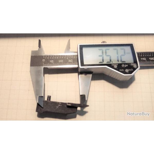 Ressort pour Platine  Silex ct gauche mais manque  un morceau.194  L35.72 mm.