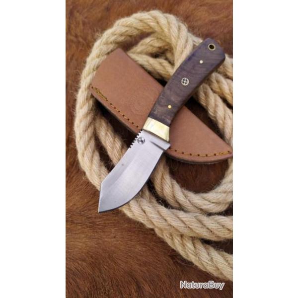 Poignard De chasse Lame skinner Manche en Noyer Etui en Cuir