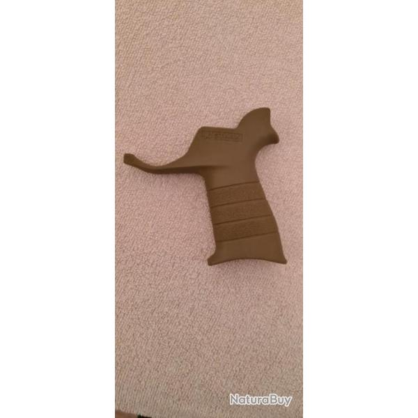 Poign�e stark pour ar 15.