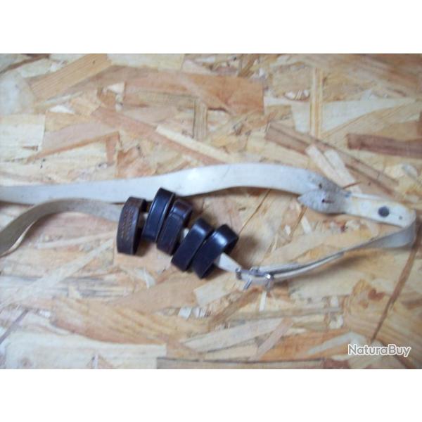 courroie blanche  et passant cuir marron