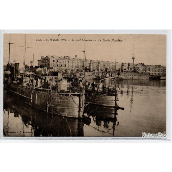 CPA - CHERBOURG -L'Arsenal Maritime- Le Bassin Napol�on  N�1286
