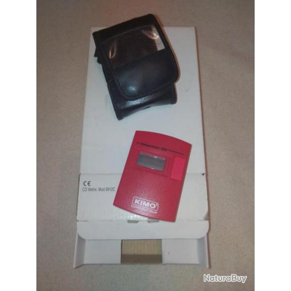 EPI dtecteur de carbone dans l'air (C). Attention, le carbone est inodore !