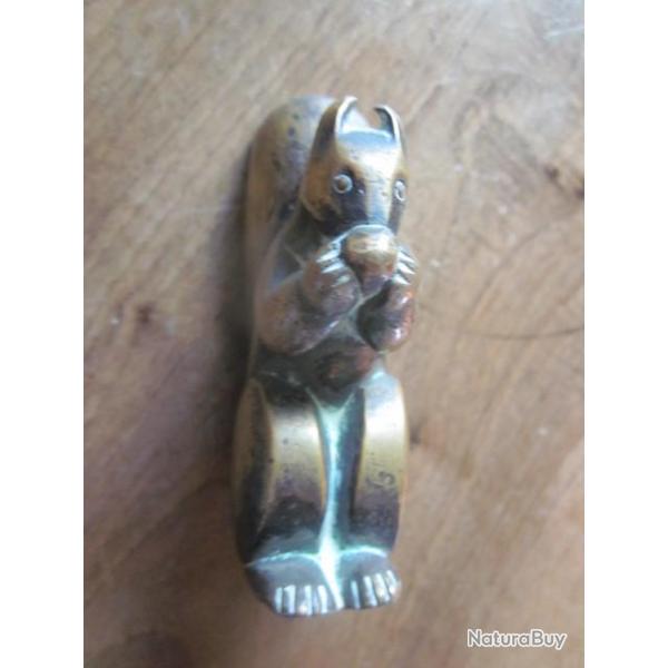 bronze animalier �cureuil