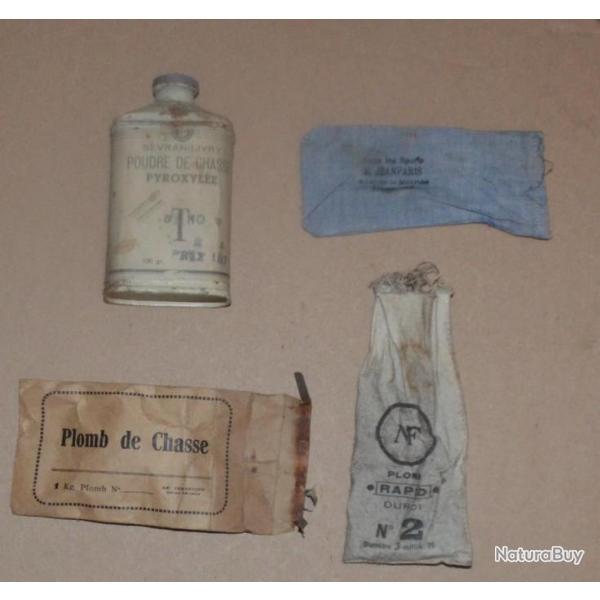 Lot de 3 sachets de plomb de chasse et bidon de poudre vide