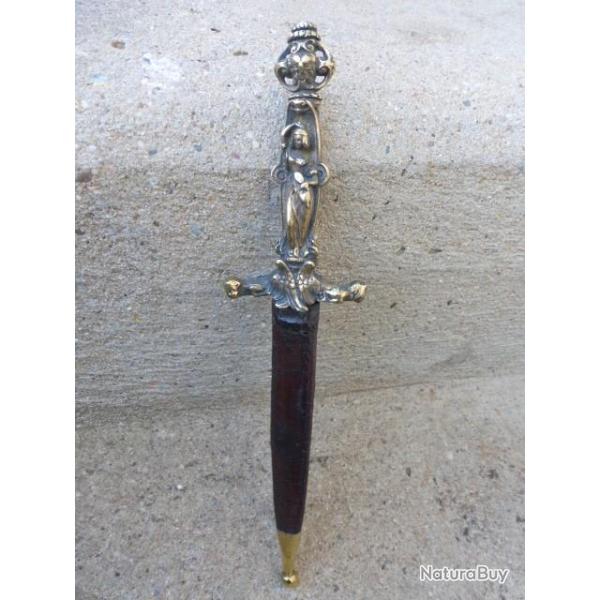 Magnifique dague de vertu du XIX�me si�cle