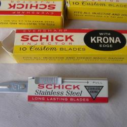 WW2/POSTWAR US PAQUET DE 4 LAMES DE RASOIR AM&Eacute;RICAIN " SCHICK CUSTOM " NEUVE DANS SA BO&Iuml;TE D'ORIGINE