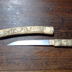Poignard japonais - Tanto Aikuchien os sculpt&eacute; p&eacute;riode Meiji (1868-1912) - TBE