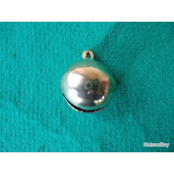 Grelot en bronze pour chien.