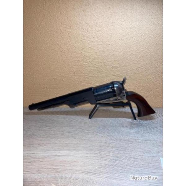 Support / pr�sentoir noir pour revolver � poudre noire Colt walker 1847