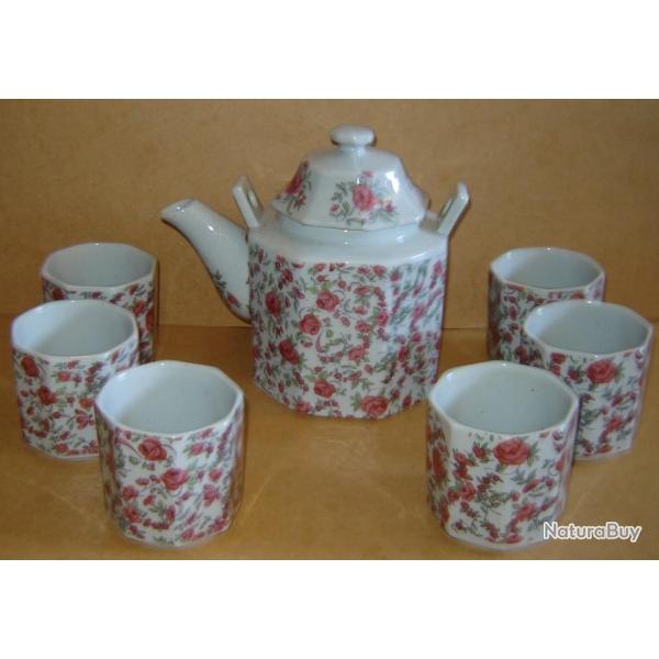 service � th� avec 6 tasses et sa th�i�re