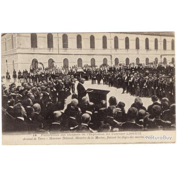 CPA - MARINE MILITAIRE - FUN�RAILLES DES VICTIMES CATASTROPHE DU LIBERTE ARSENAL DE TERRE- N�3218