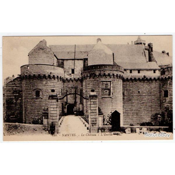 CPA  - NANTES -Le Ch�teau L'Entr�e N�1195