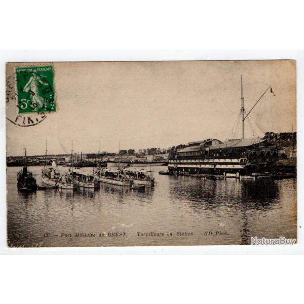 CPA - Port Militaire de BREST-Torpilleurs en Station -N�1186