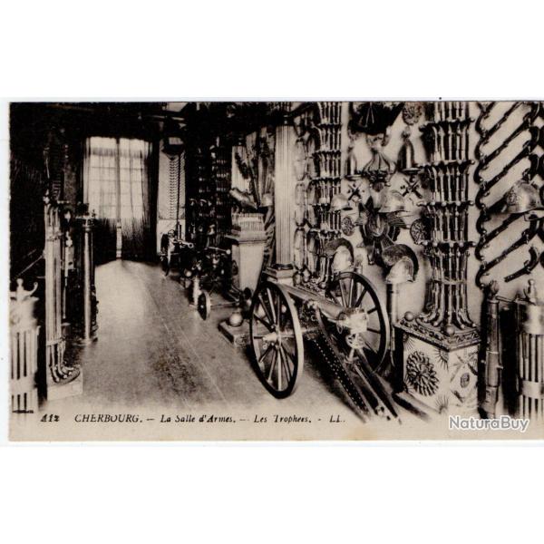CPA - CHERBOURG - La Salle d'Armes Les Troph�es N�1217