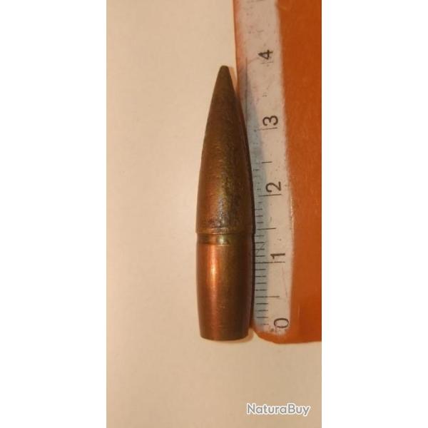 1 Ogive fran�aise 8 mm (WWI Bois Belleau) en bronze.