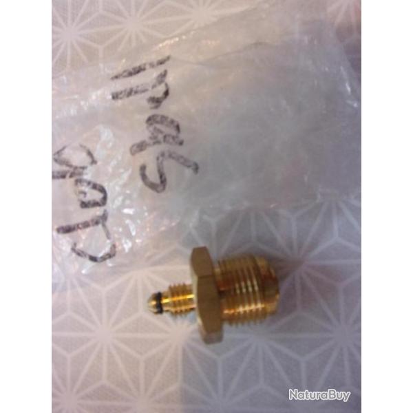 embout de racciord pour pompe de rechargement