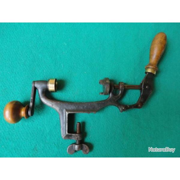 Tr�s bon sertisseur calibre 16 N� 1.