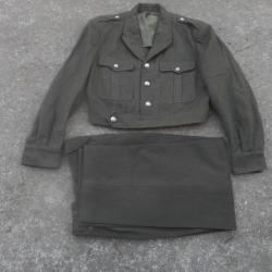 ancienne tenue mod&egrave;le 46 de chasseur laine, veste et pantalon