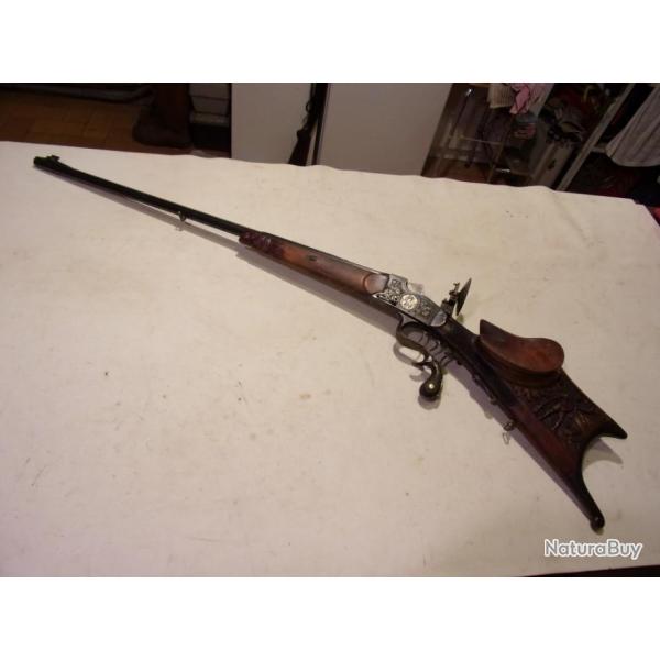 Superbe et imposante carabine de tir autrichienne FR. REITZ
