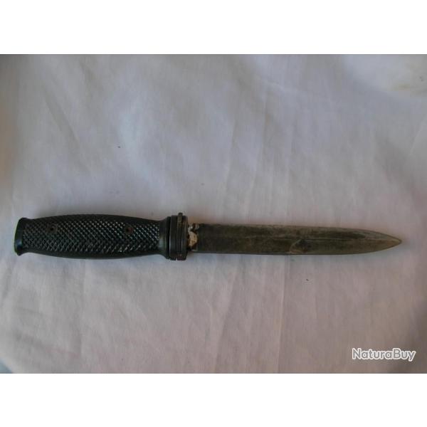 WW2/POSTWAR COUTEAU/POIGNARD CONCUE A PARTIR DE BAIONNETTE A IDENTIFIER 27.5 CM