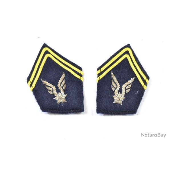 Pattes de col Arme Franaise ALAT canetille sur fond noir, soutaches jaunes. Attaches rapide