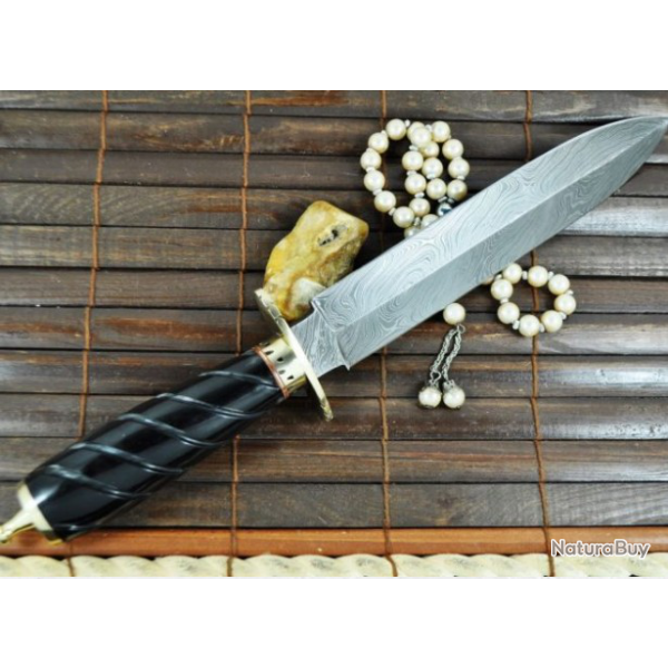 COUTEAU DE CHASSE DAMAS PERSONNALIS  - DOUBLE TRANCHANT - GARDE LAITON (2)