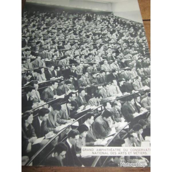 carte fiche photo  /  GRAND AMPHITHEATRE DU CONSERVATOIRE NATIONAL DES ARTS ET METIERS
