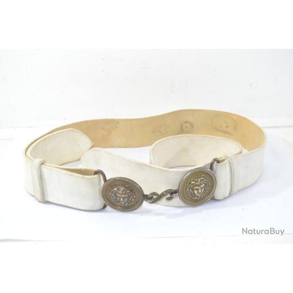 Ceinturon de grande tenue modle 1931 en cuir blanc nubuck et boucles mduse. France WW2