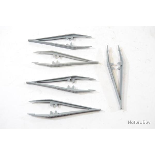 Lot x 5 pince de pr�cision en plastique. Mat�riel m�dical, maquettes, peinture, travaux de pr�cision